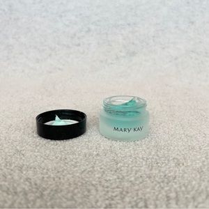 Mary Kay Indulge Soothing Eye Gel